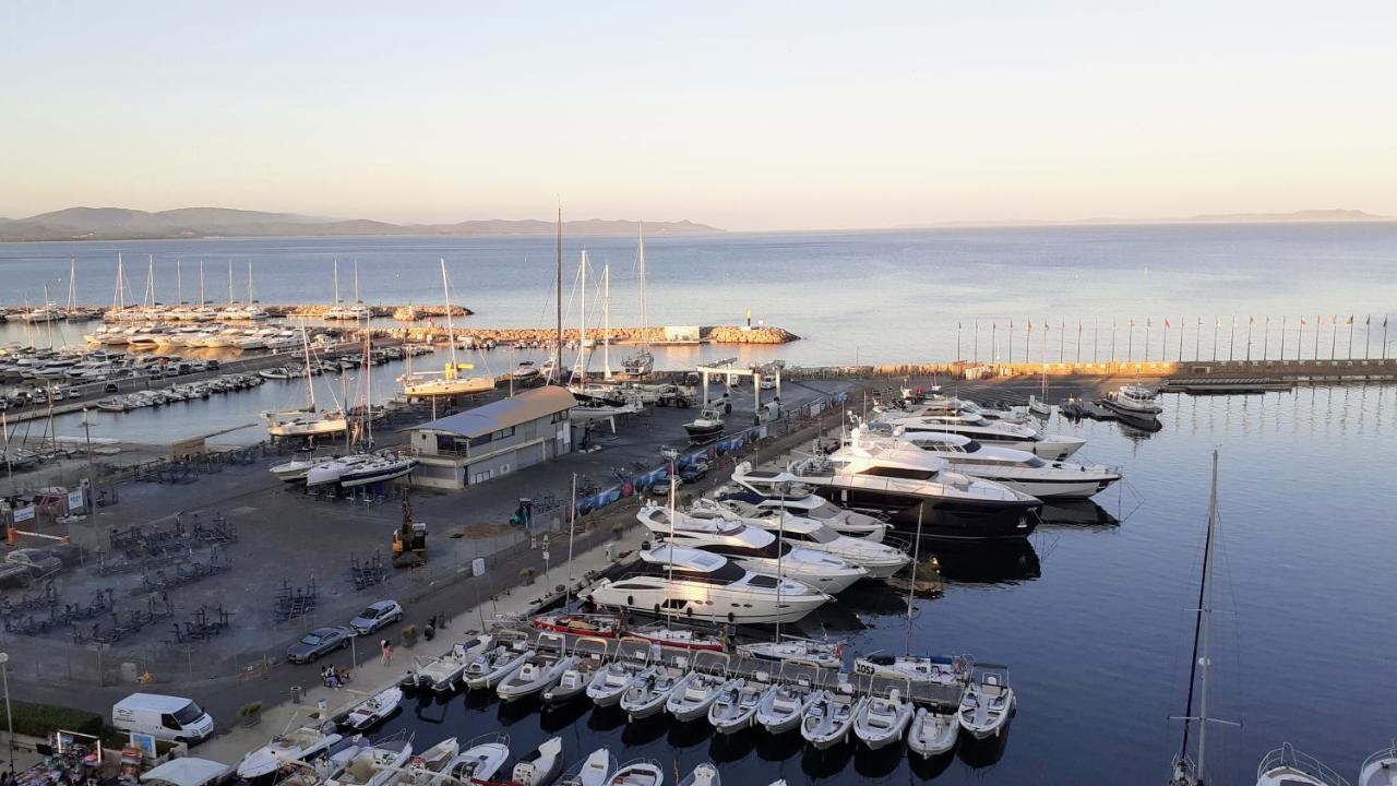 50 M2 - Le Port, Hyeres Apartment Exterior photo